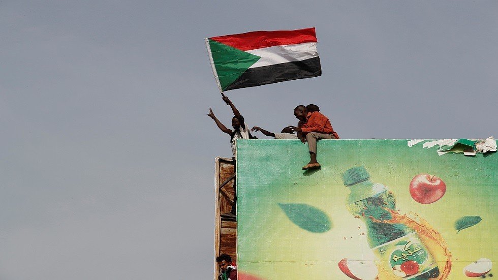 السودان.. إضراب 2000 سجين عن الطعام