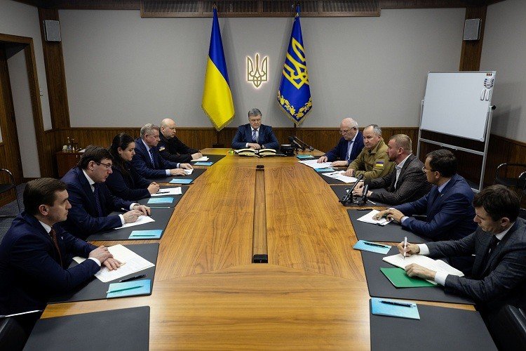 معركة بين بوروشينكو وأوليغارشي معارض على أكبر بنك أوكراني