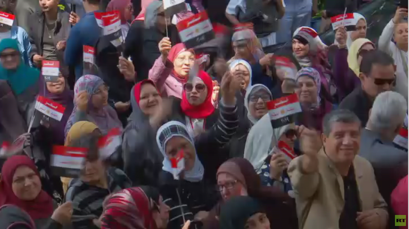 اليوم الثالث والأخير للاستفتاء في مصر