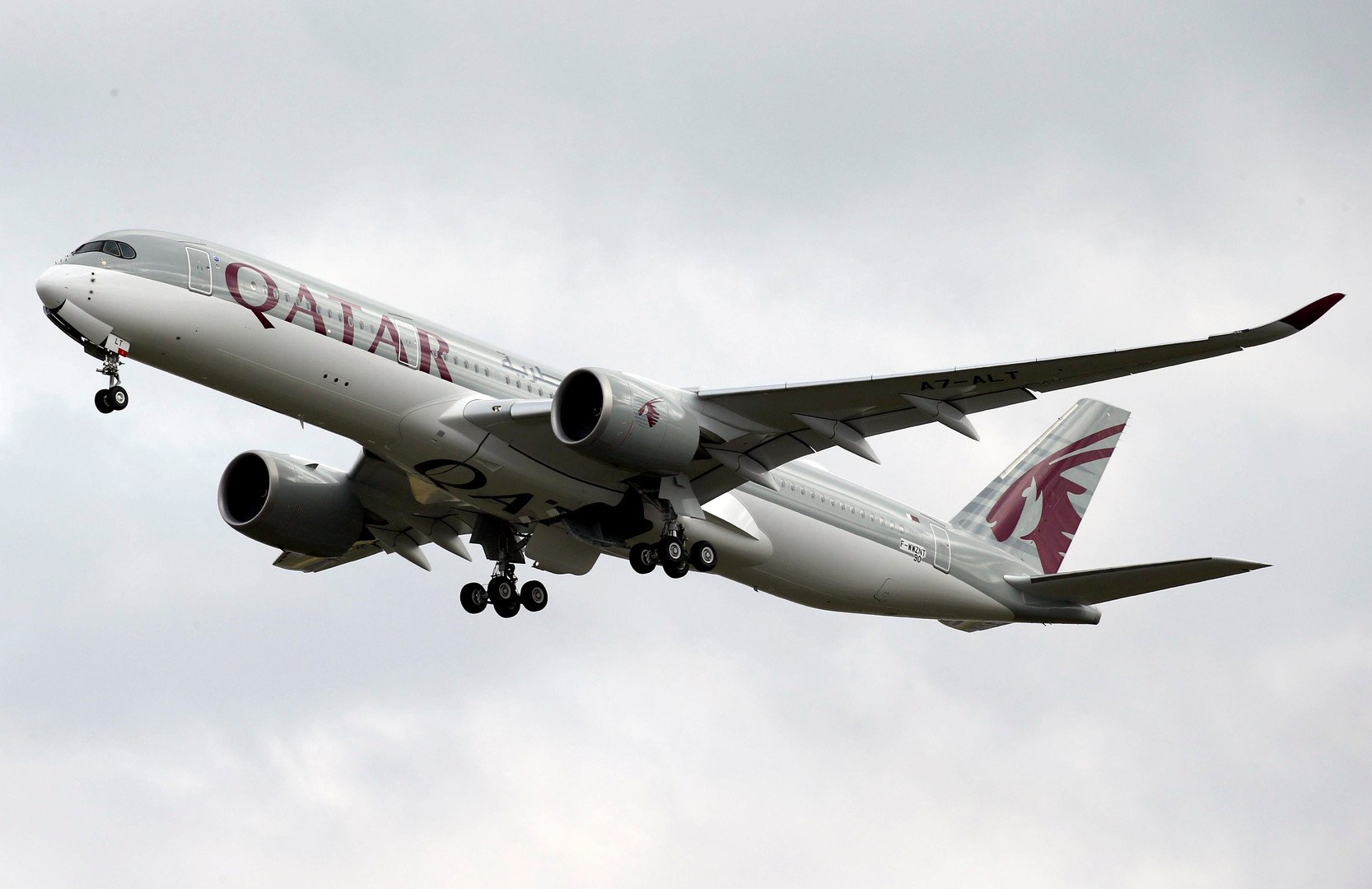 قطر توضح سبب قرارها العودة إلى المجال الجوي لسوريا