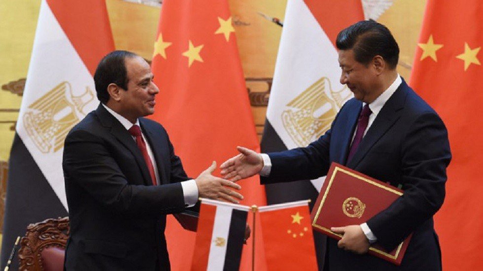 الرئيس المصري يتوجه إلى الصين لحضور قمة الحزام والطريق