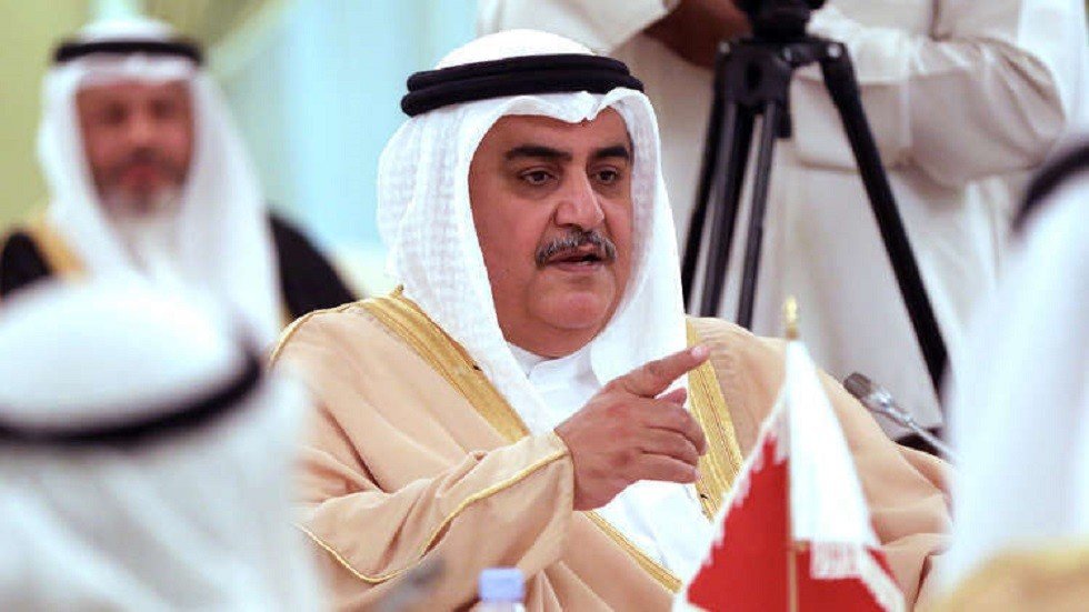 رد عنيف من وزير خارجية البحرين على مقتدى الصدر