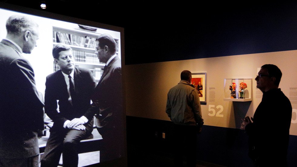 وثائق: خلاف بين تل أبيب وواشنطن كاد أن يدمّر برنامج إسرائيل النووي