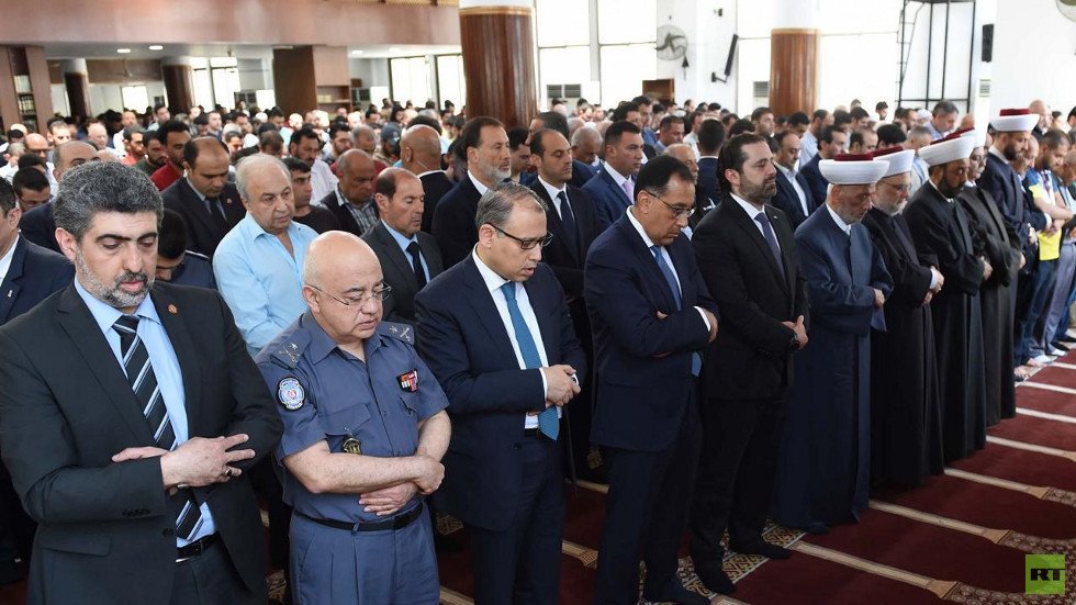 الحريري ومدبولي يصليان الجمعة في بيروت (صور)