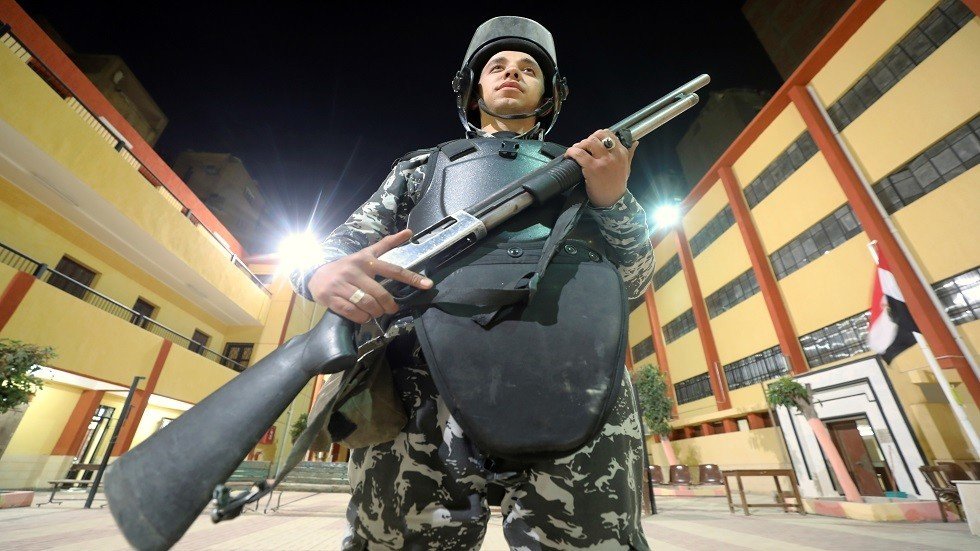 السلطات المصرية تشن حملة أمنية مكثفة في عموم البلاد