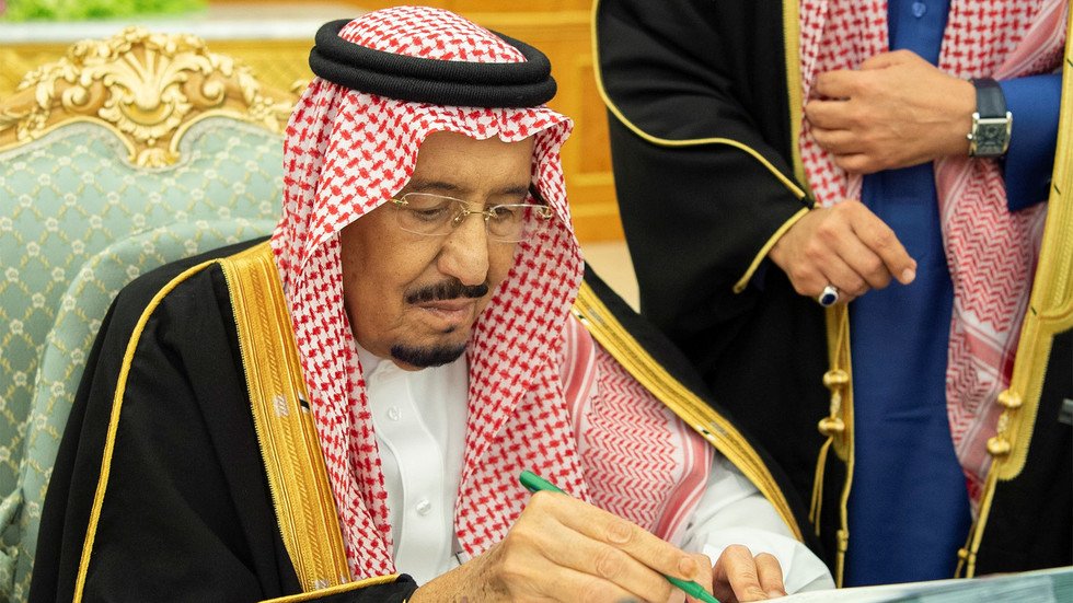 الملك سلمان يصدر عفوا ملكيا عن بعض السجناء