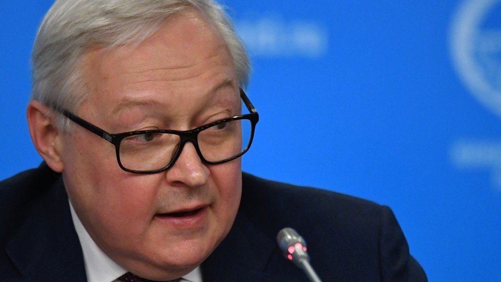 تعليق موسكو على دعوة ترامب لإبرام صفقة نووية ثلاثية بمشاركة الصين 