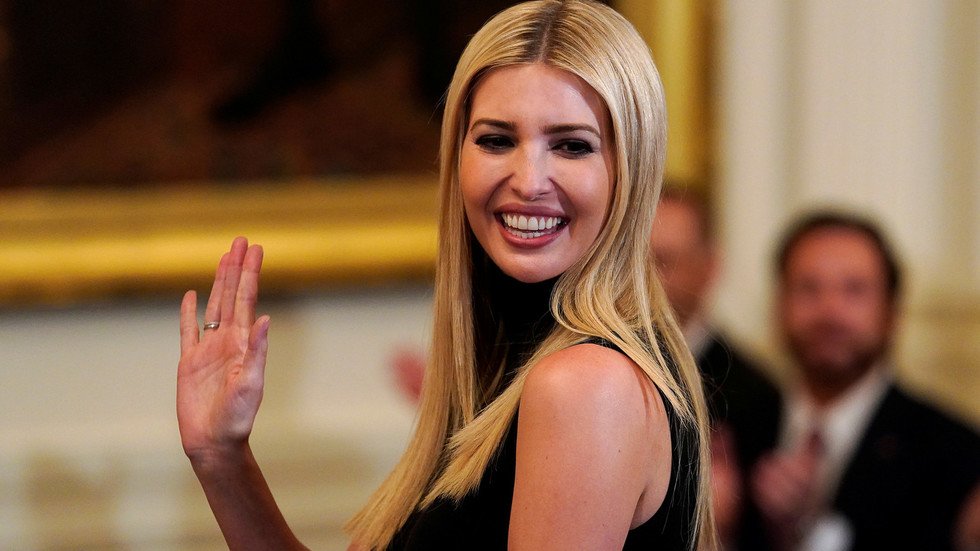 إيفانكا ترامب توجه رسالة للمسلمين