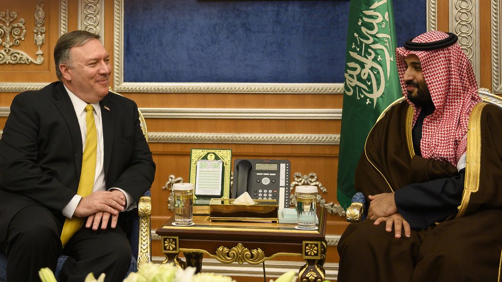 بن سلمان يجري مباحثات مع بومبيو بعد نشر البنتاغون قوات في الخليج لمواجهة إيران 