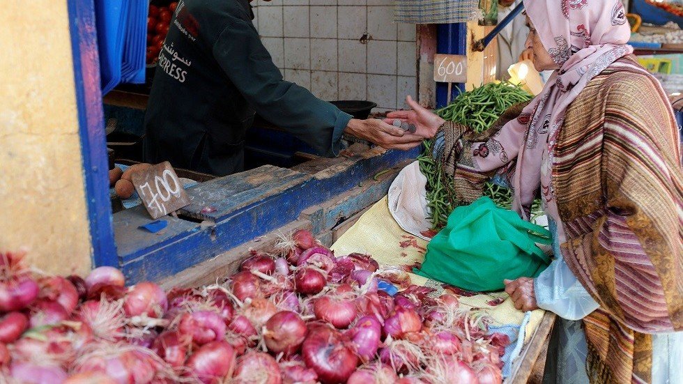 مغاربة يقاطعون البصل في أول أيام شهر رمضان