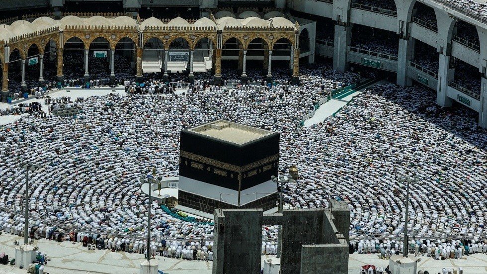 فيديو لتنظيف الحرم المكي خلال فترة قصيرة