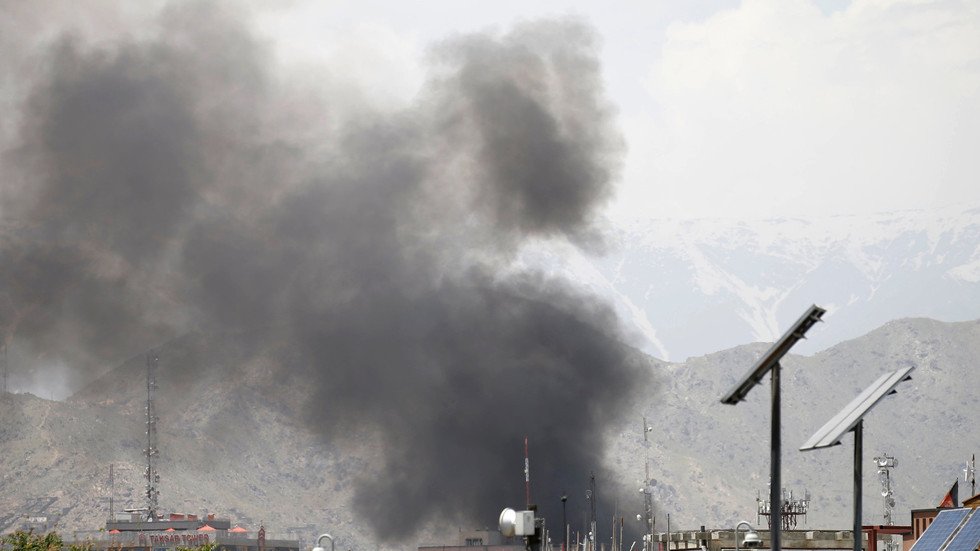 9 جرحى بانفجار سيارة مفخخة استهدفت مكتب منظمة إغاثة دولية في كابل