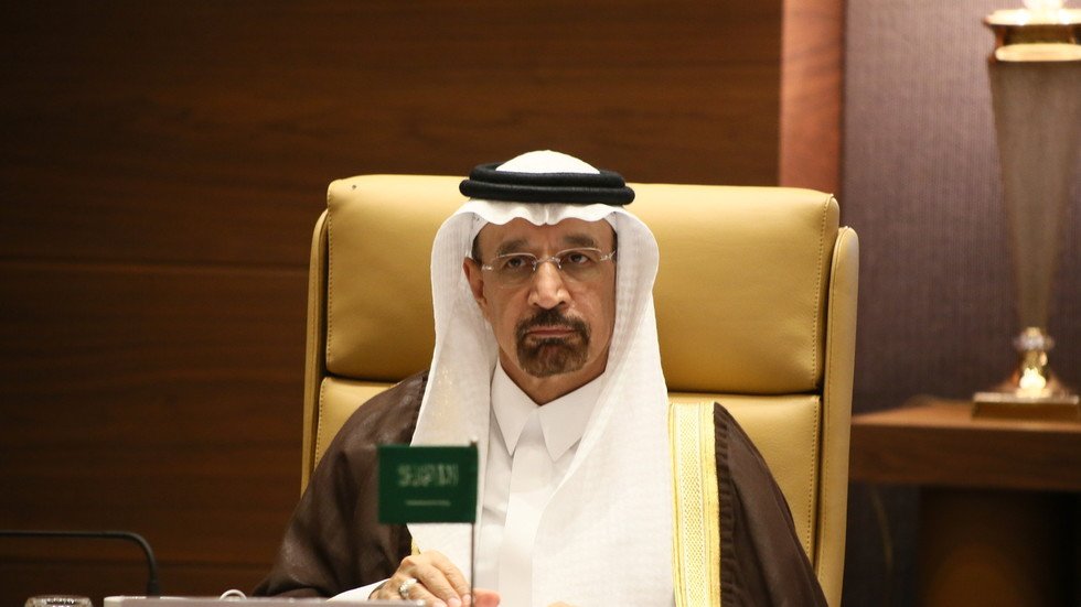 الرياض تخفض أسعار النفط للولايات المتحدة وترفعها للآخرين