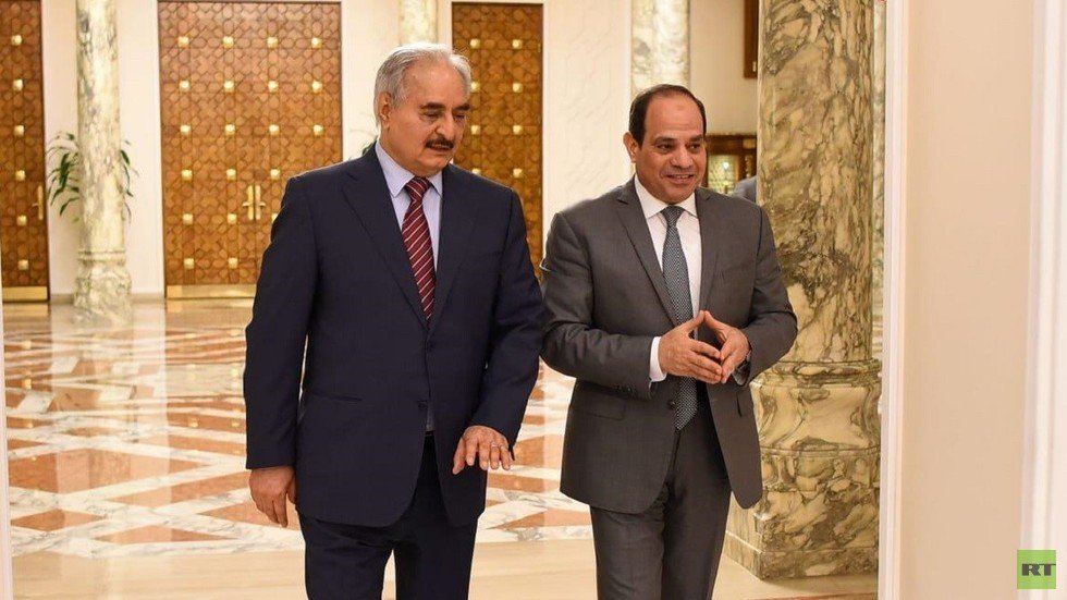 السيسي يستقبل حفتر في قصر الاتحادية بالقاهرة