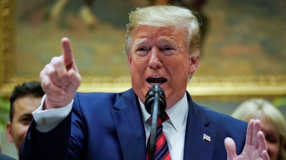 ترامب يكشف عن أسوأ مدير لمكتب التحقيقات الفيدرالي