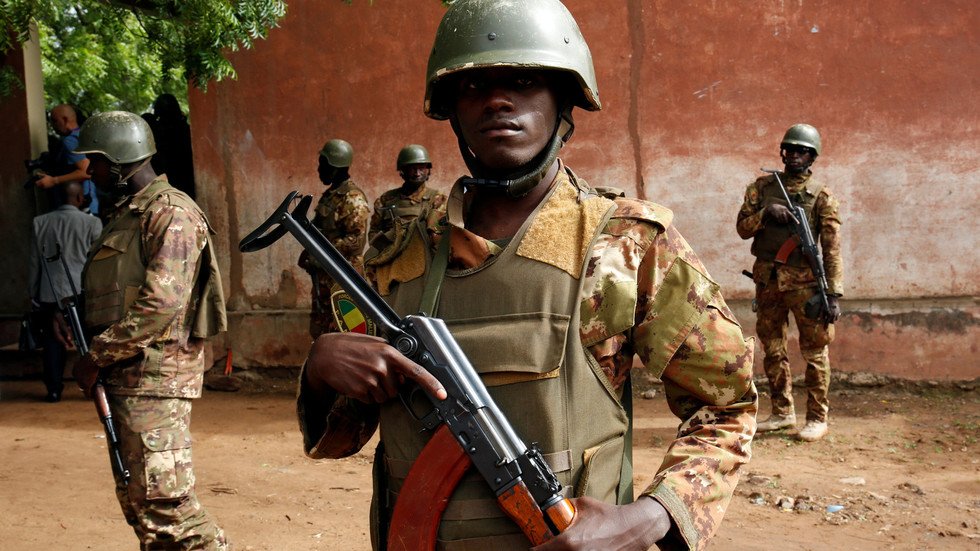 مقتل 4 مدنيين بهجوم مسلح وسط مالي