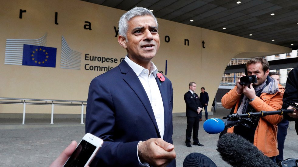 عمدة لندن: ترامب لا يستحق زيارة دولة إلى بريطانيا