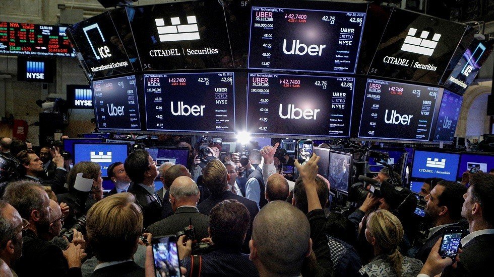 أداء مخيب لأسهم "أوبر" في أول يوم لتداولها