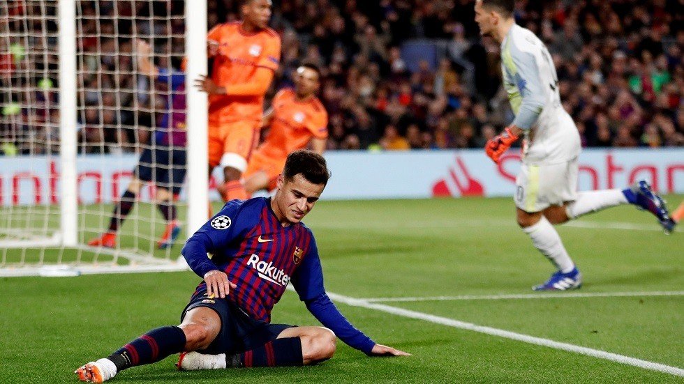 برشلونة يصدر بيانا رسميا بشأن كوتينيو 