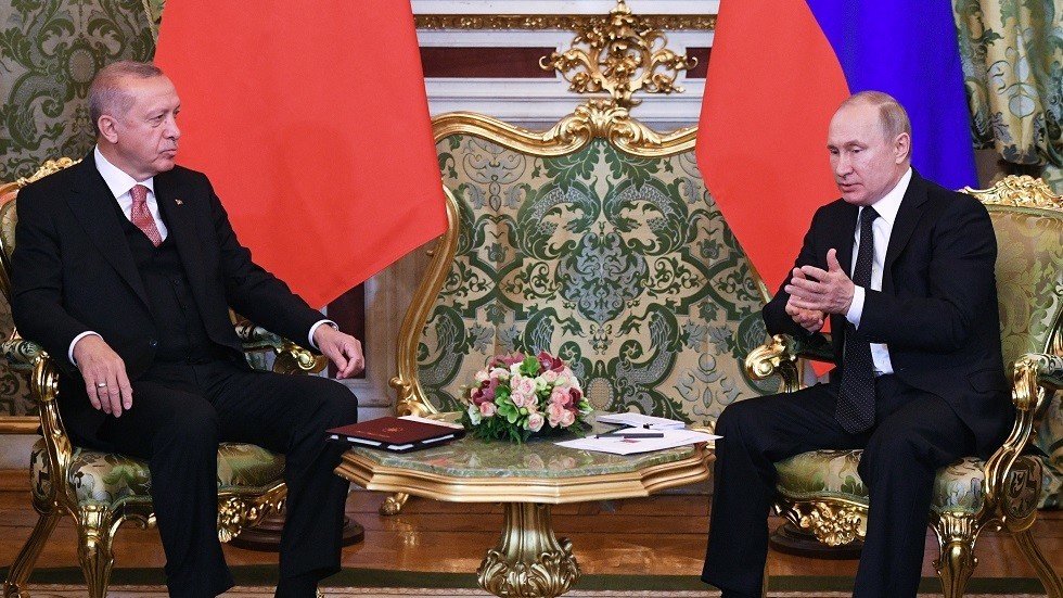 بوتين يبحث الوضع في إدلب مع أردوغان