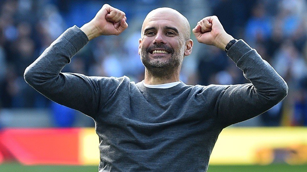 غوارديولا أفضل مدرب في الدوري الإنجليزي