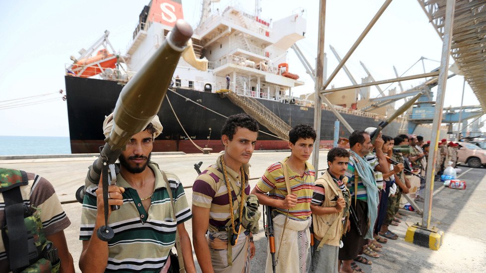 اليمن: تجدد القتال في الحديدة تزامنا مع انسحاب الحوثيين