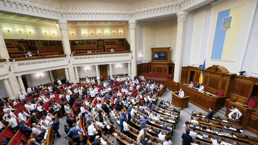 أوكرانيا.. مراسم تنصيب زيلينسكي في الـ20 من الشهر الجاري