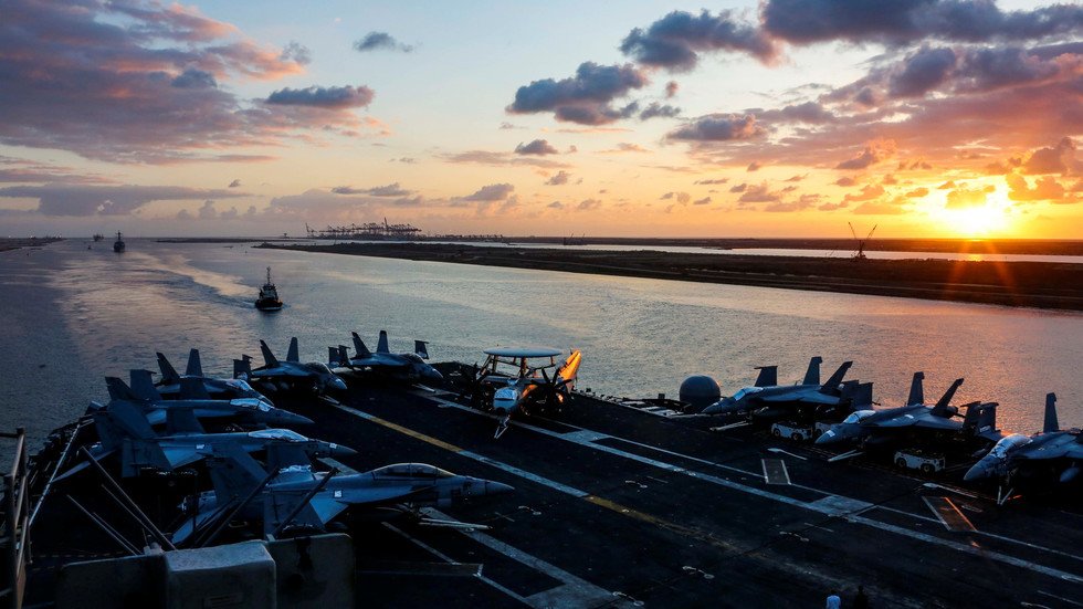 بالتفصيل.. عدد السفن الأمريكية وتسليحها وأماكن تمركزها في منطقة الخليج