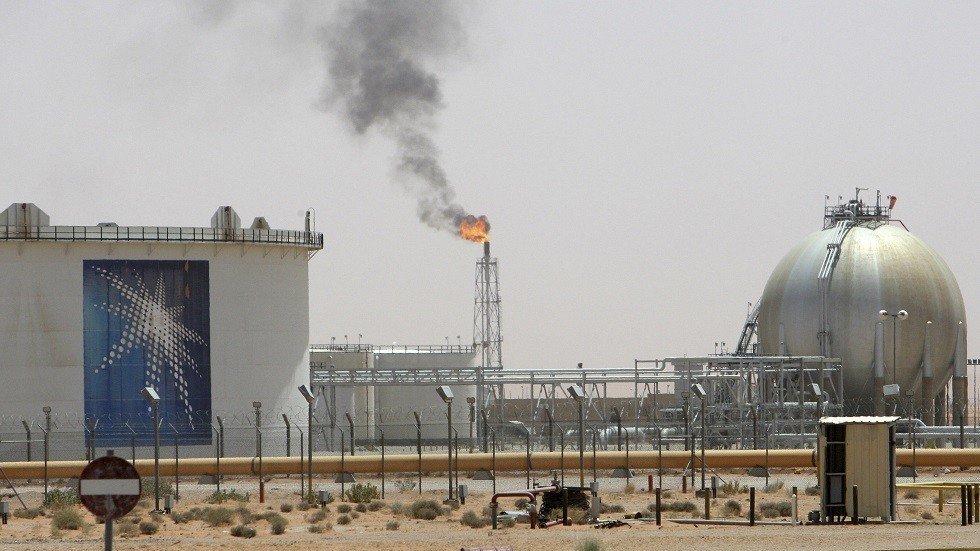 التفجيرات في المواقع النفطية تحرض على نزاع عالمي