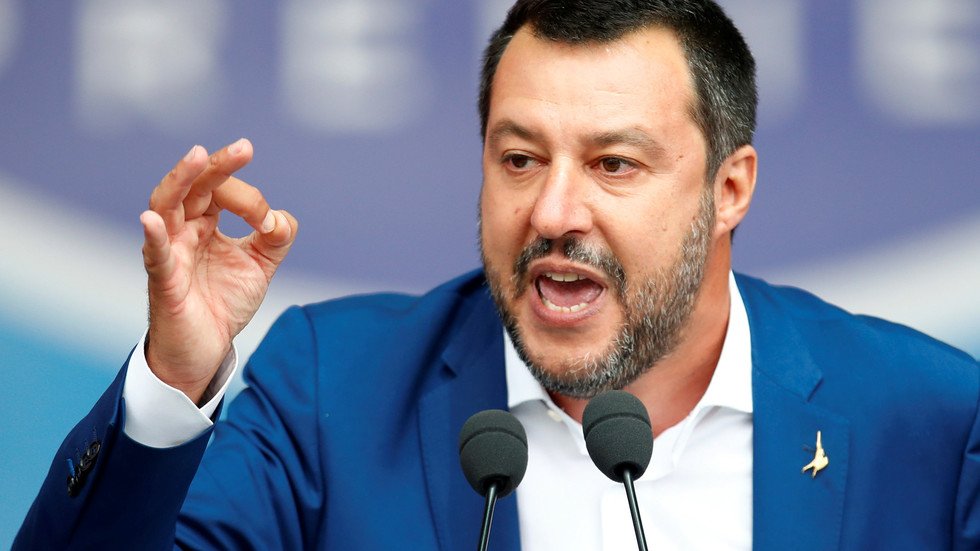 الأحزاب اليمينية تحشد قبيل انتخابات البرلمان الأوروبي وميركل تحذر