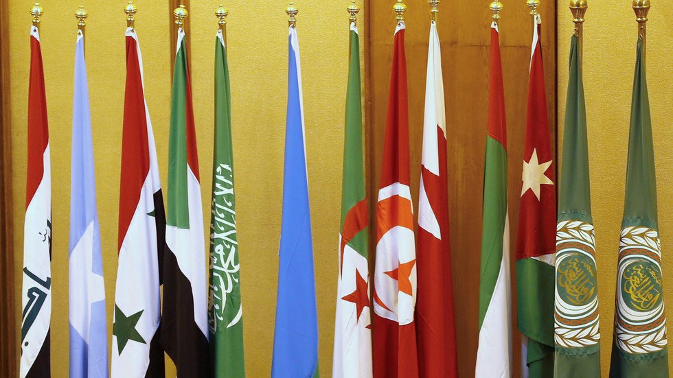 الجامعة العربية تعمم على الدول الأعضاء دعوة لعقد قمة عربية طارئة