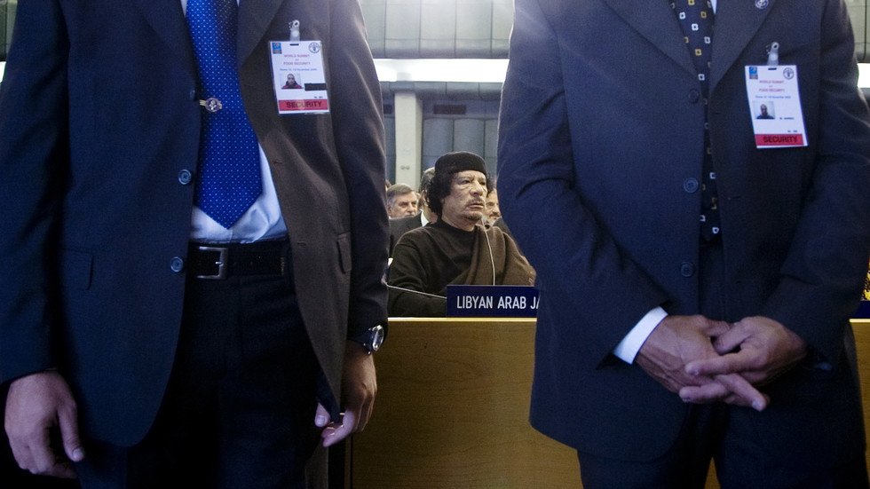 فيديو نادر.. القذافي كما لم يره أحد من قبل!