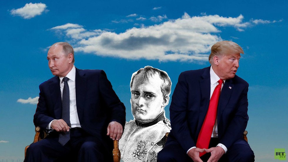 بوتين وترامب ونابليون بينهما!