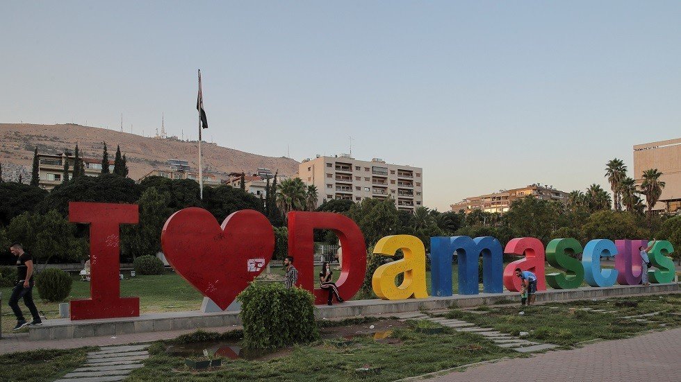 مشاهير هوليوود "يغزون" أحياء دمشق (صور)