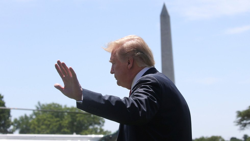 وزير خارجية أمريكي لعدة ساعات: ترامب قد يخسر الانتخابات المقبلة بسبب الحرب التجارية مع الصين