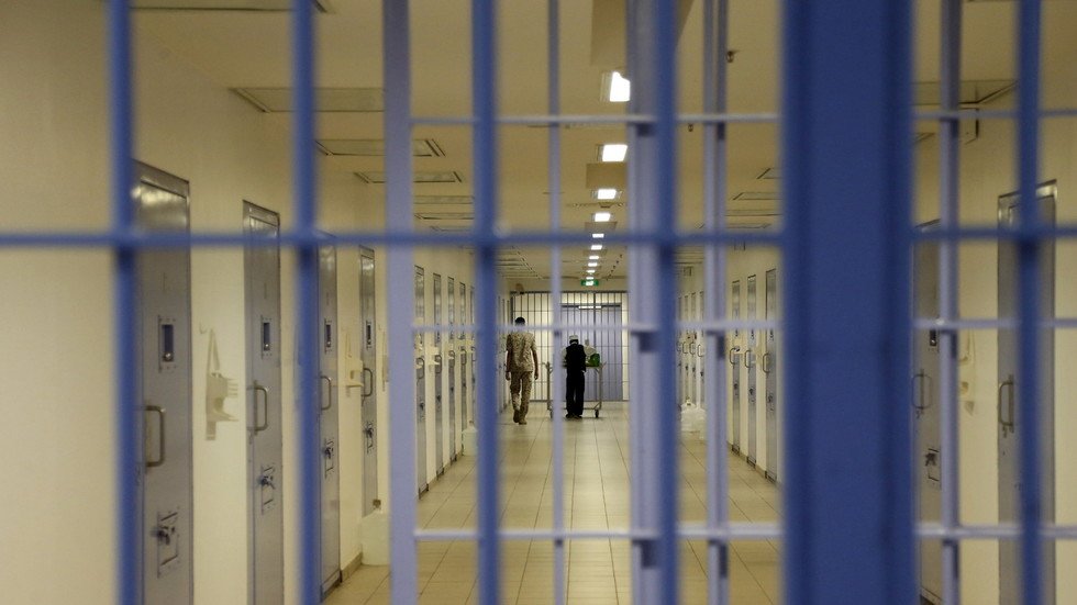  إطلاق سراح 35 سجينا في السعودية بعفو ملكي