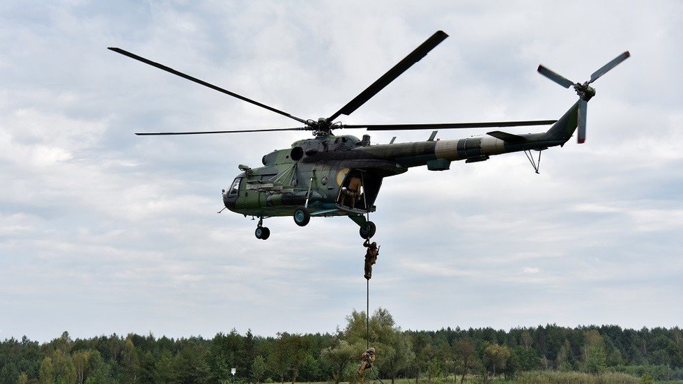 مقتل 4 عسكريين بتحطم مروحية عسكرية في أوكرانيا