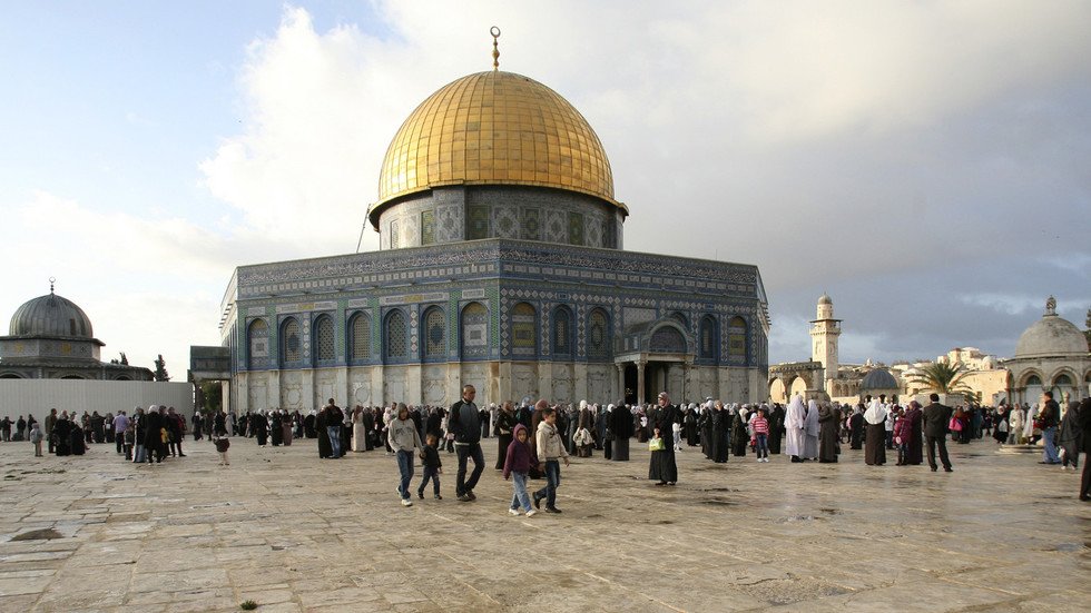 روحاني وظريف يشاركان في مسيرات "يوم القدس" (صور+ فيديو)