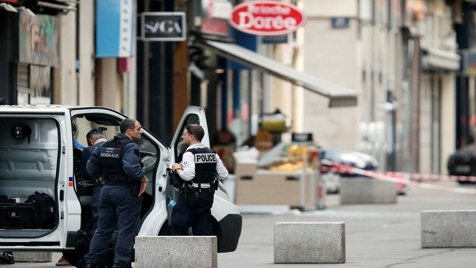 الجزائري الموقوف يعترف بتنفيذه تفجير ليون 