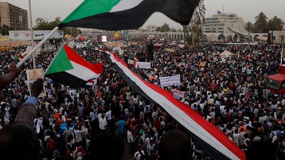 دعوة لمليونية الخميس أمام قيادة الجيش السوداني في الخرطوم