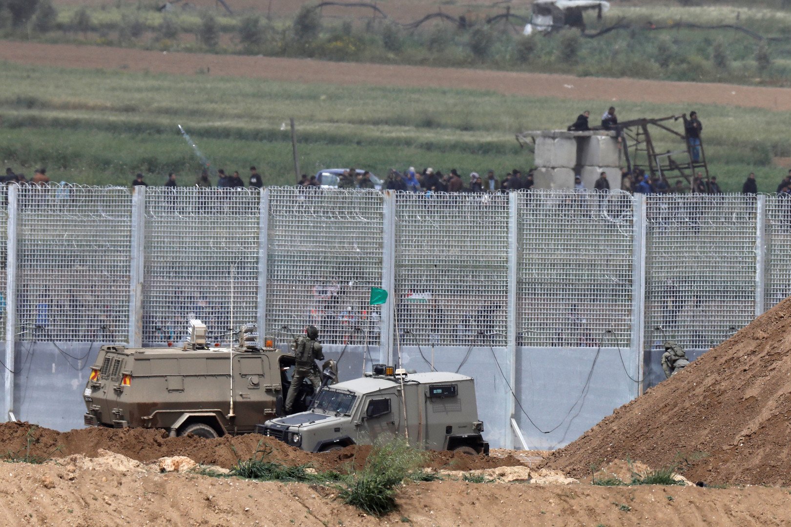 تصعيد بين غزة وإسرائيل ونتنياهو يعقد اجتماعا لبحث التطورات