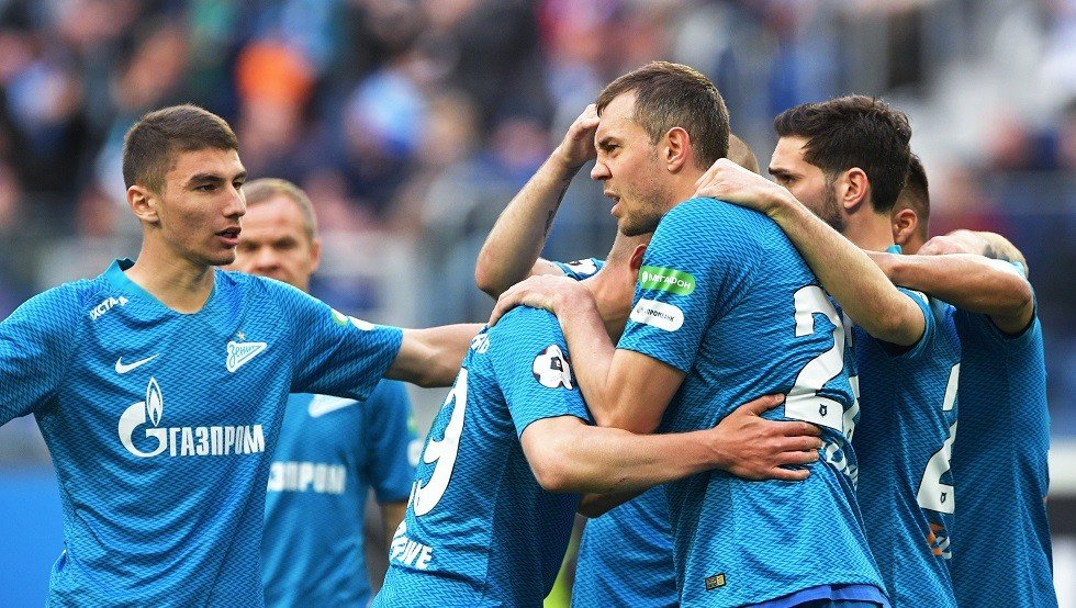 أرسنال يهدي زينيت بطرسبورغ لقب بطل الدوري الروسي مبكرا