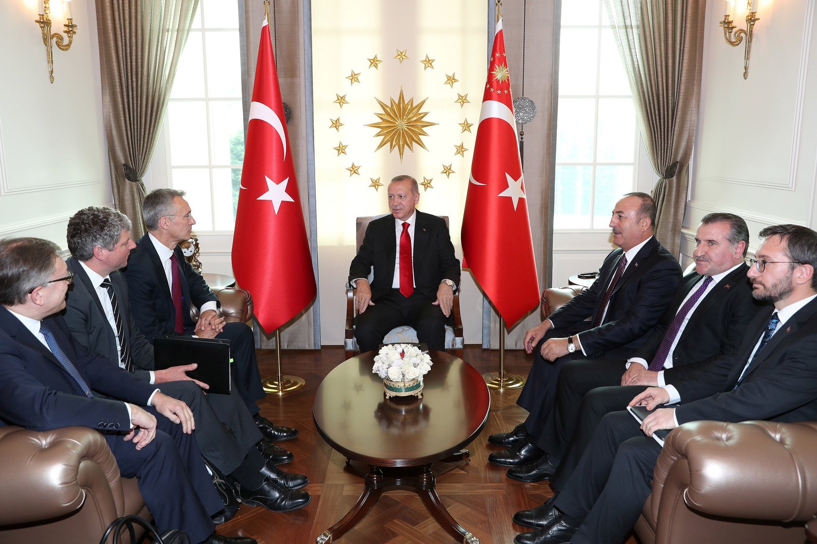 أردوغان: نتوقع أن يدعم الناتو حقوق تركيا في شرق البحر الأبيض المتوسط
