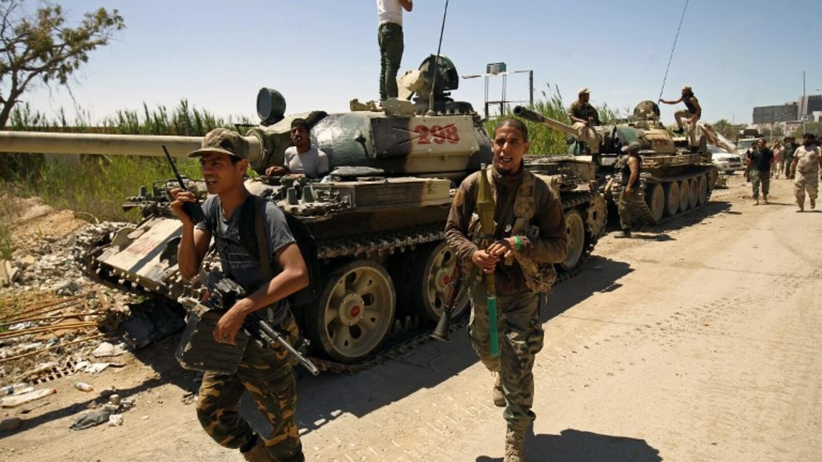 البرلمان الليبي يطالب مجلس الأمن الدولي برفع حظر السلاح عن قوات حفتر