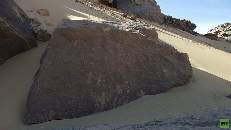 العثور على أوائل النقوش الملكية في مصر! (صور)