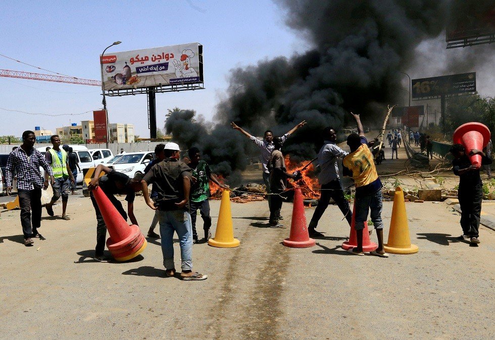 قوى التغيير السودانية ترد على المجلس العسكري وترفض تشكيكه في سلمية الاحتجاجات