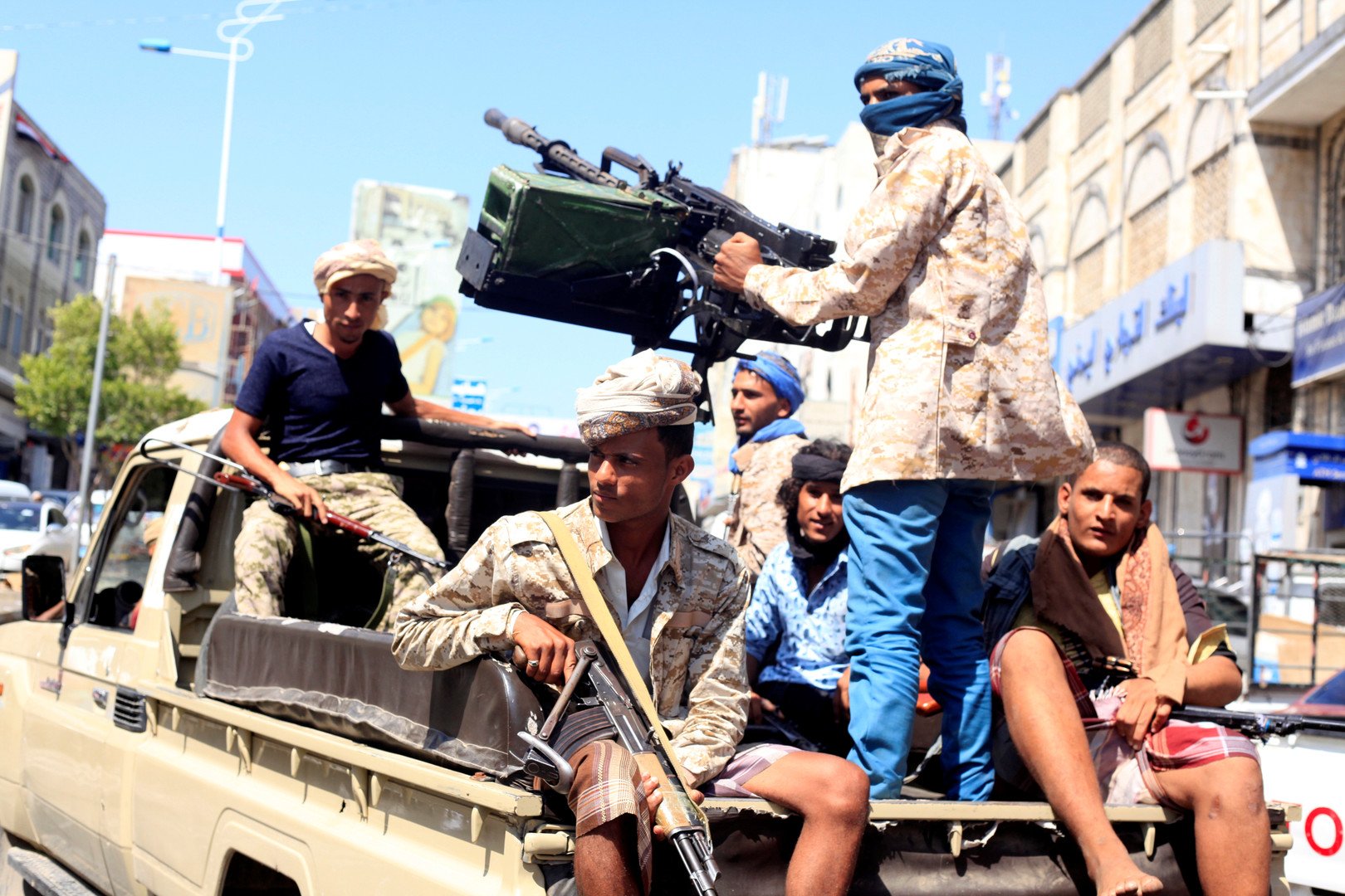 الجيش اليمني يضبط عنصرا مدرجا في قائمة عقوبات أمريكية خليجية