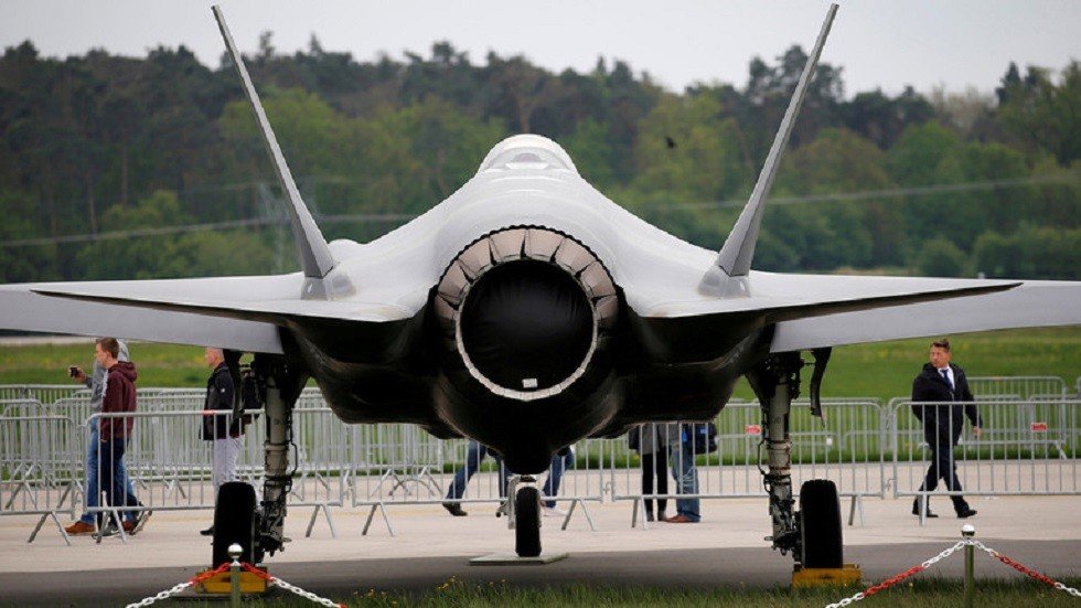 ترامب: طوكيو مهتمة بشراء 105 مقاتلات F-35