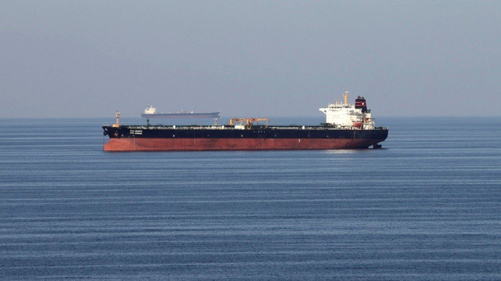 صحيفة: توقف الصين مكرهة عن شراء النفط الإيراني