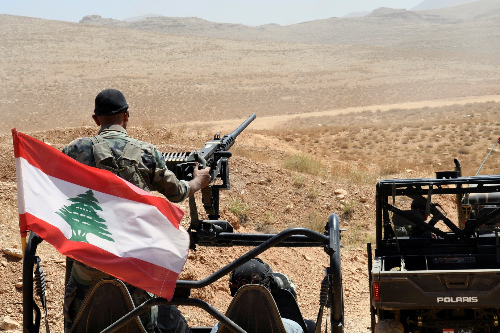 لبنان.. القبض على 8 عناصر من 